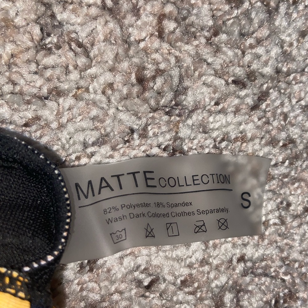 Matte Collection One Piece thong - Picture 3 of 5